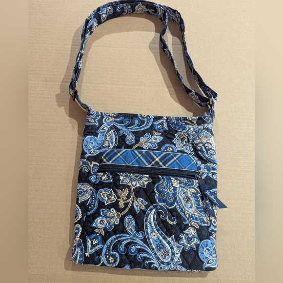 Vera Bradley Handbags - Vera Bradley Retired Windsor Navy Blue Paisley adjustable strap Crossbody Bag